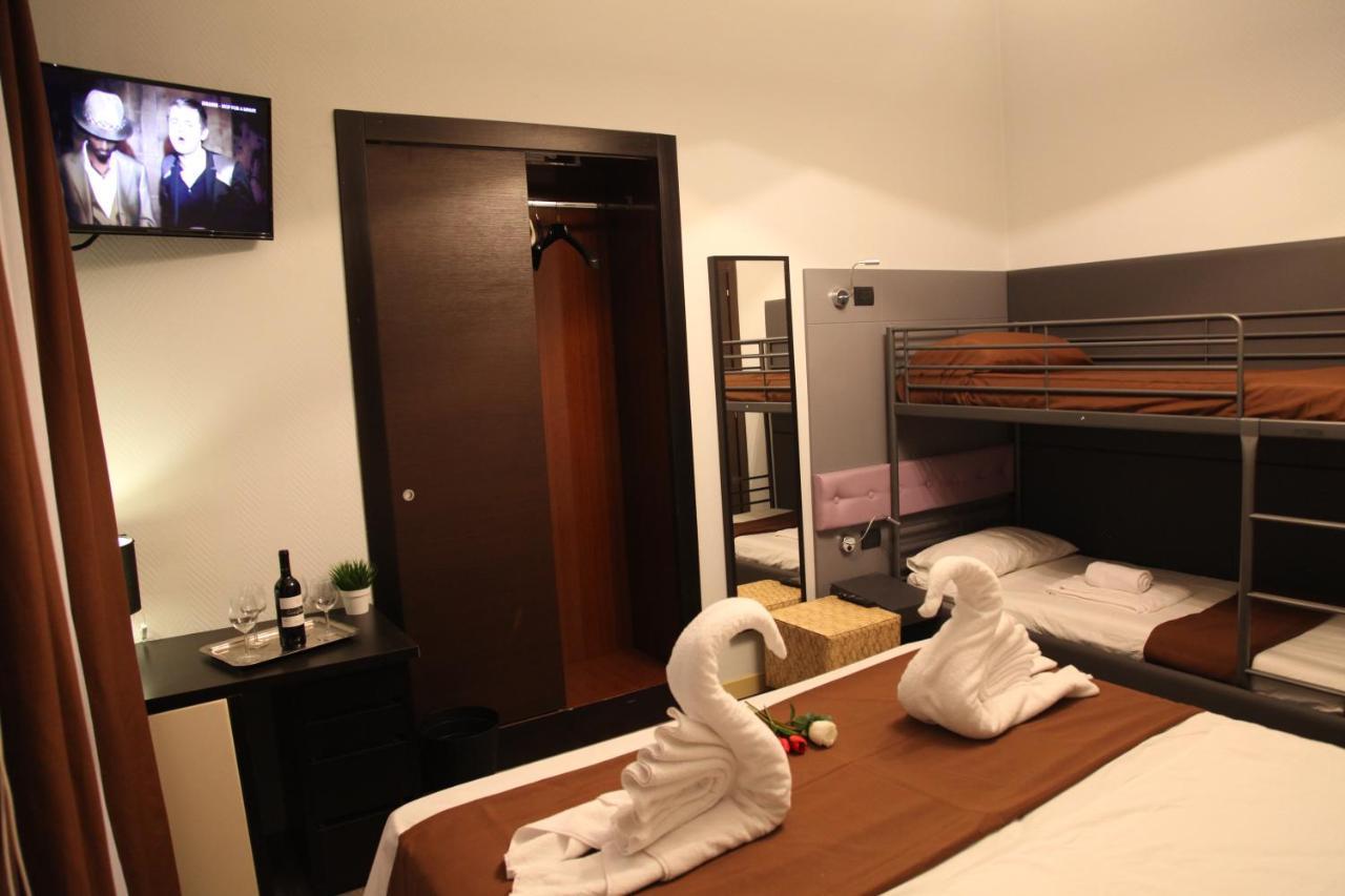 Dolce Vita Rooms&Breakfast Napoli Exterior foto
