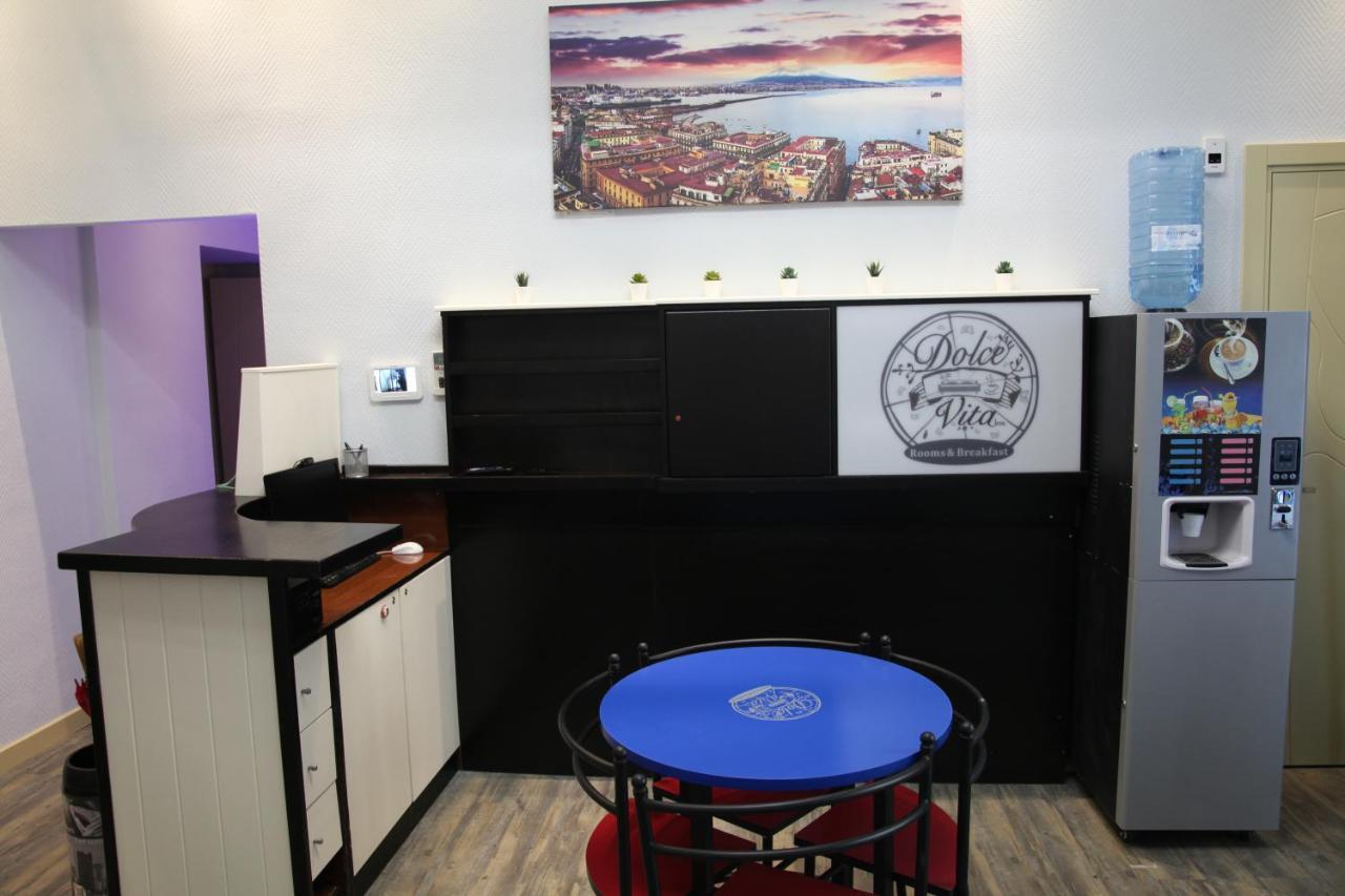 Dolce Vita Rooms&Breakfast Napoli Exterior foto